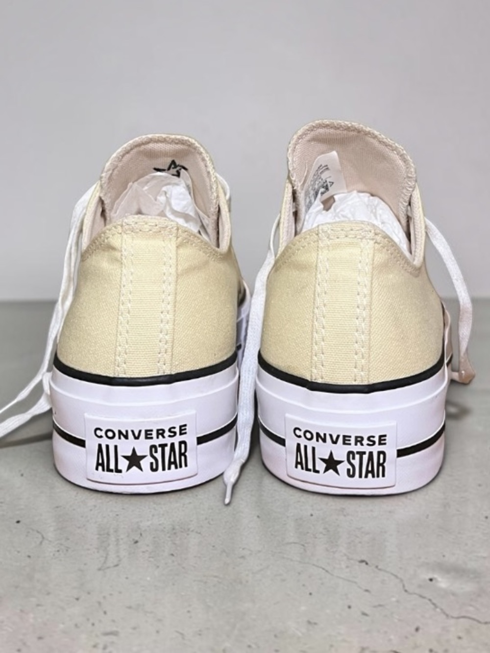 Converse Chuck Taylor All Star Lift Platform Lemon Drop Women’s 8 - Picture 8 of 13